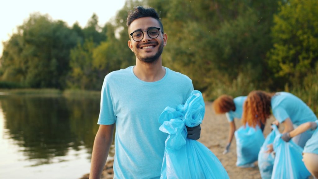 découvrez les meilleures pratiques de gestion des bénévoles pour optimiser leur engagement, organiser efficacement vos équipes et maximiser l'impact de vos actions humanitaires.