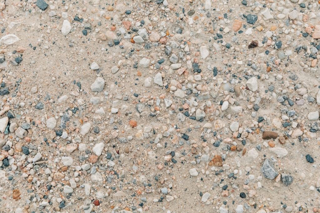 découvrez les principes et méthodes pour concevoir des mélanges de béton adaptés à vos projets de construction, garantissant résistance et durabilité.