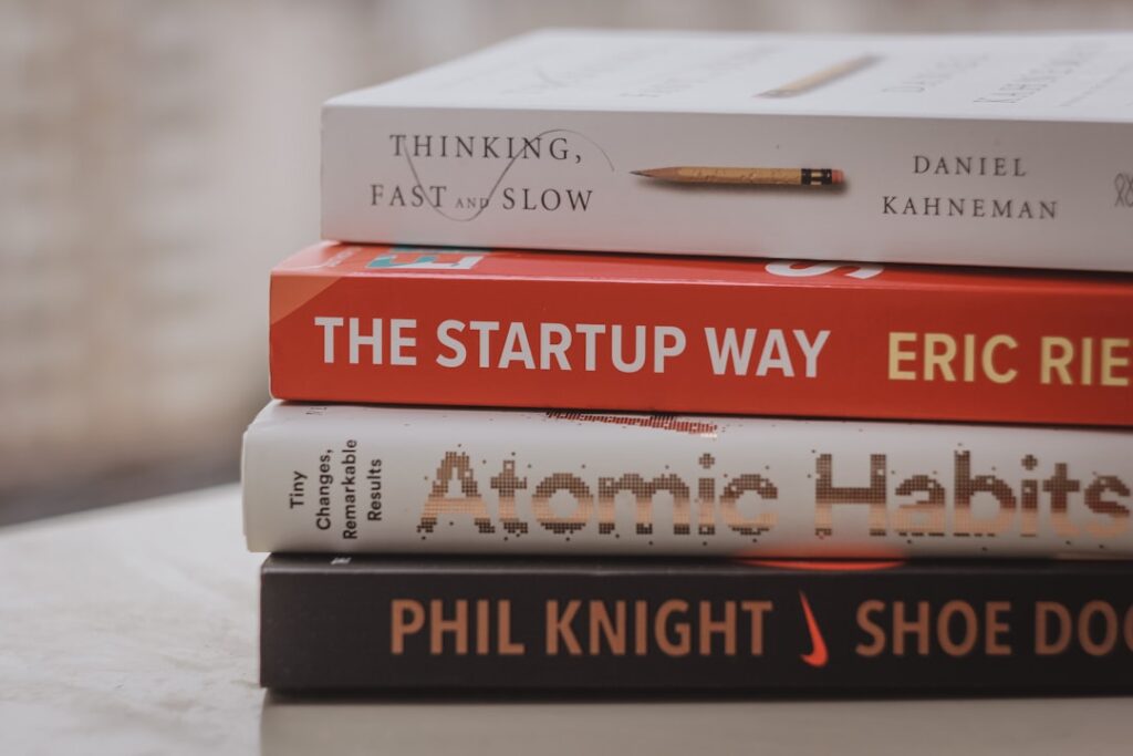 découvrez des conseils essentiels pour lancer et réussir votre startup, de l'idée à la croissance.